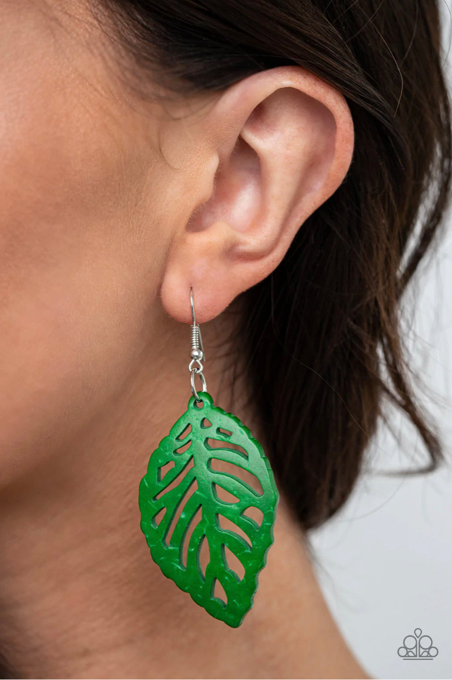 LEAF 'Em Hanging - Green Earrings